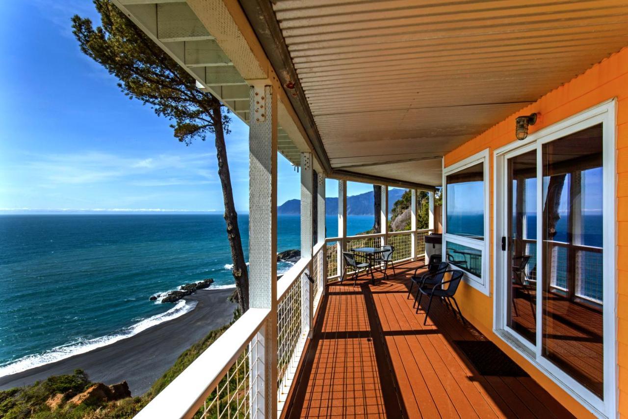 Amazing Oceanview 2 Bedroom Oceanfront! By Oceanviewhottubs Shelter Cove, Ca Tesla Ev Station المظهر الخارجي الصورة