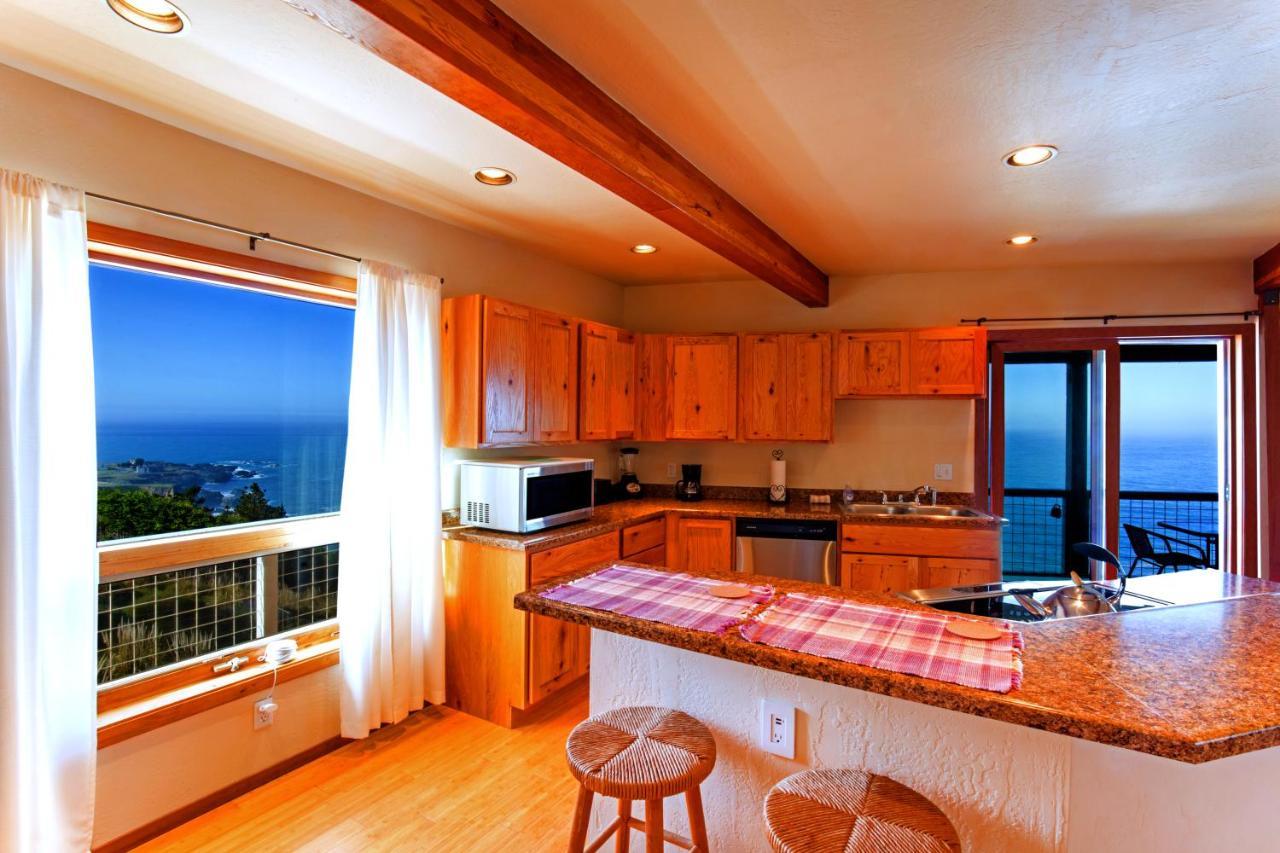 Amazing Oceanview 2 Bedroom Oceanfront! By Oceanviewhottubs Shelter Cove, Ca Tesla Ev Station المظهر الخارجي الصورة