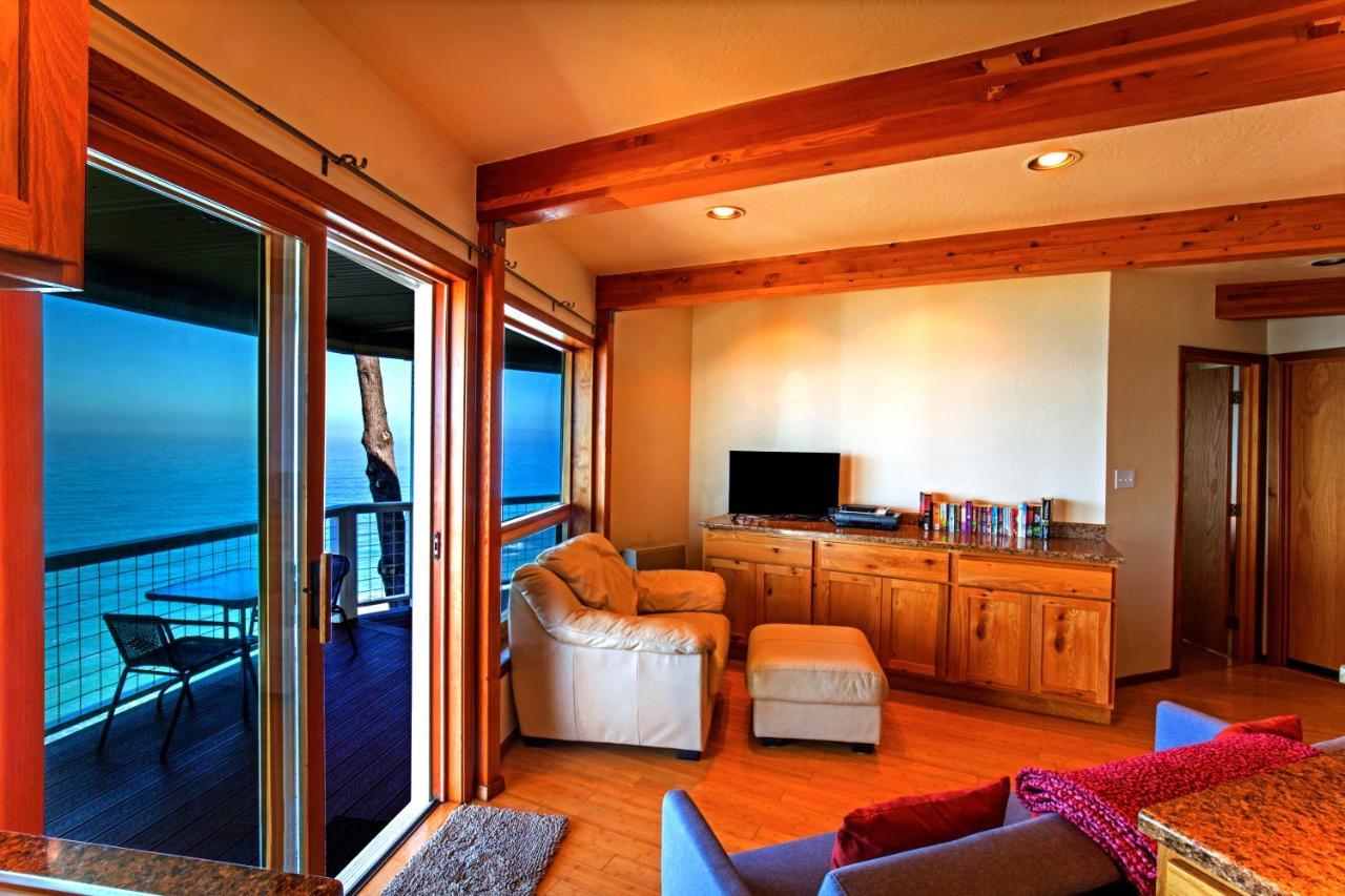 Amazing Oceanview 2 Bedroom Oceanfront! By Oceanviewhottubs Shelter Cove, Ca Tesla Ev Station المظهر الخارجي الصورة